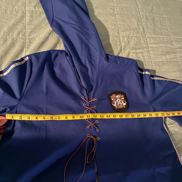 Harry Potter Quidditch Ravenclaw Robe - Picture 4 of 6